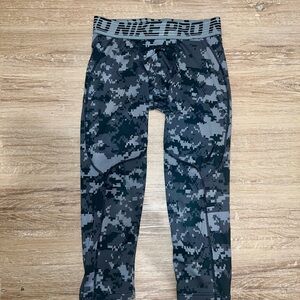 Nike Digital Camo Compression Leggings
